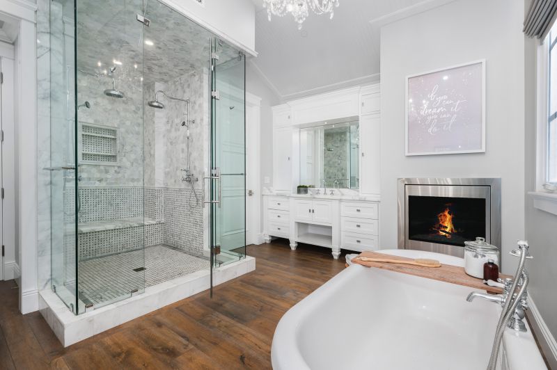 Luxurious Master Bath
